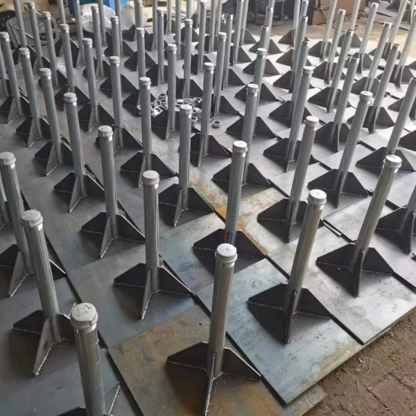 八步鑫亿呈沉降板生产